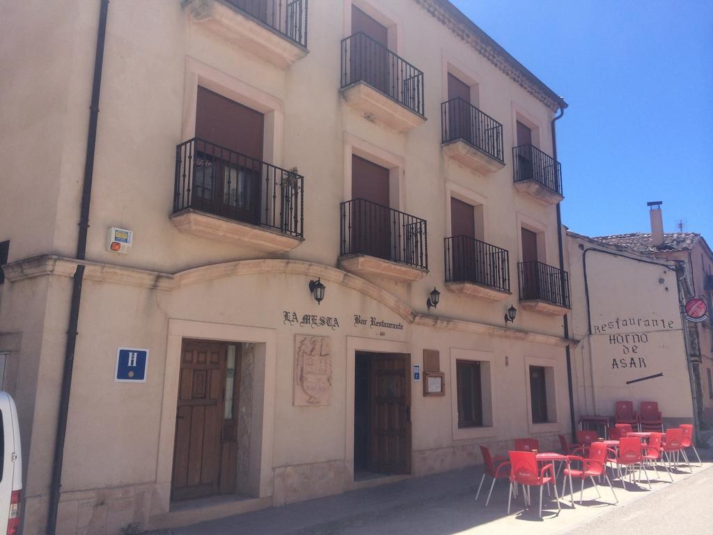 La Mesta Hotel Pradena Luaran gambar